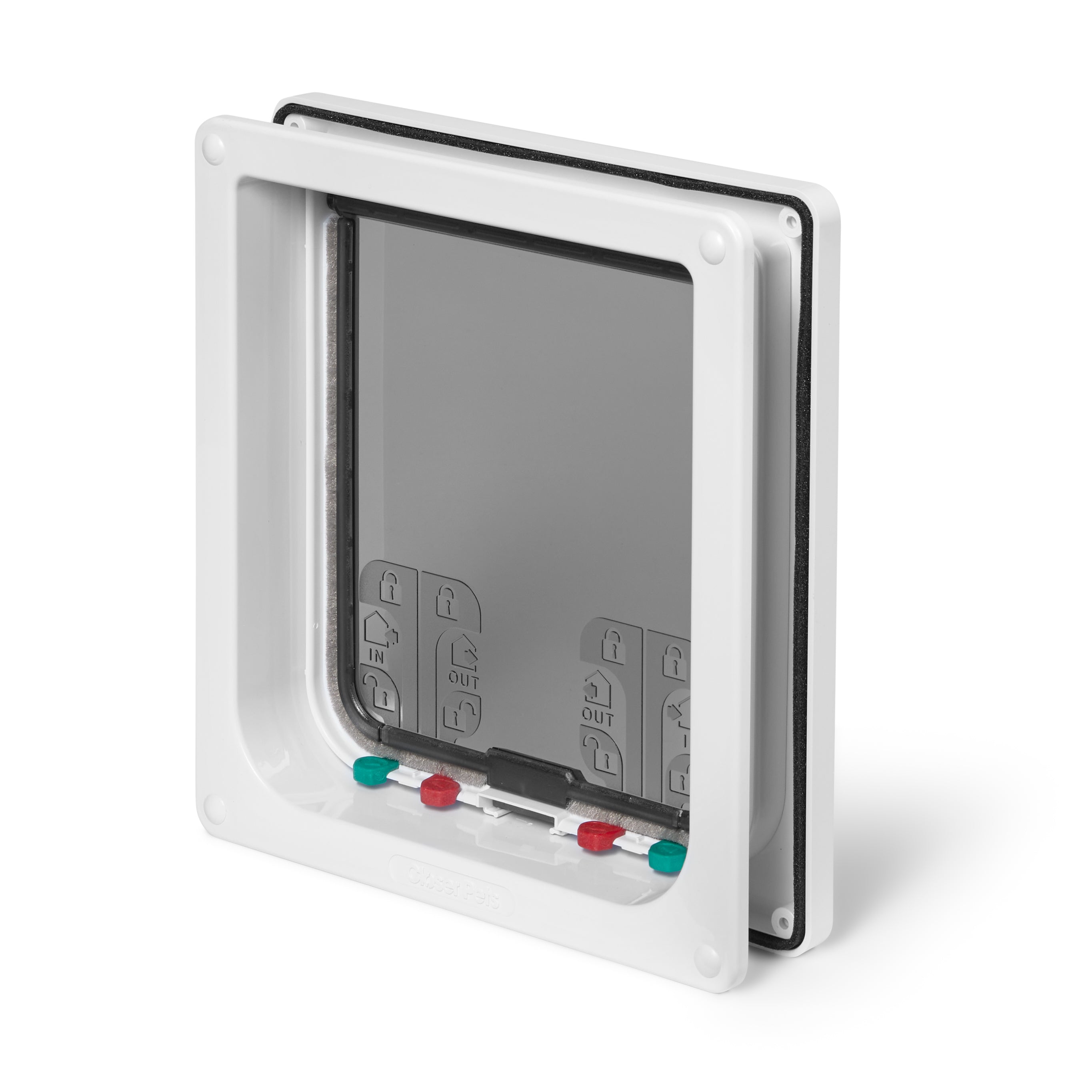 Clear pet door with a white coloured frame with magnetic closure and weatherproof and draught-prrof brush seal for large cats and small dogs on a white background