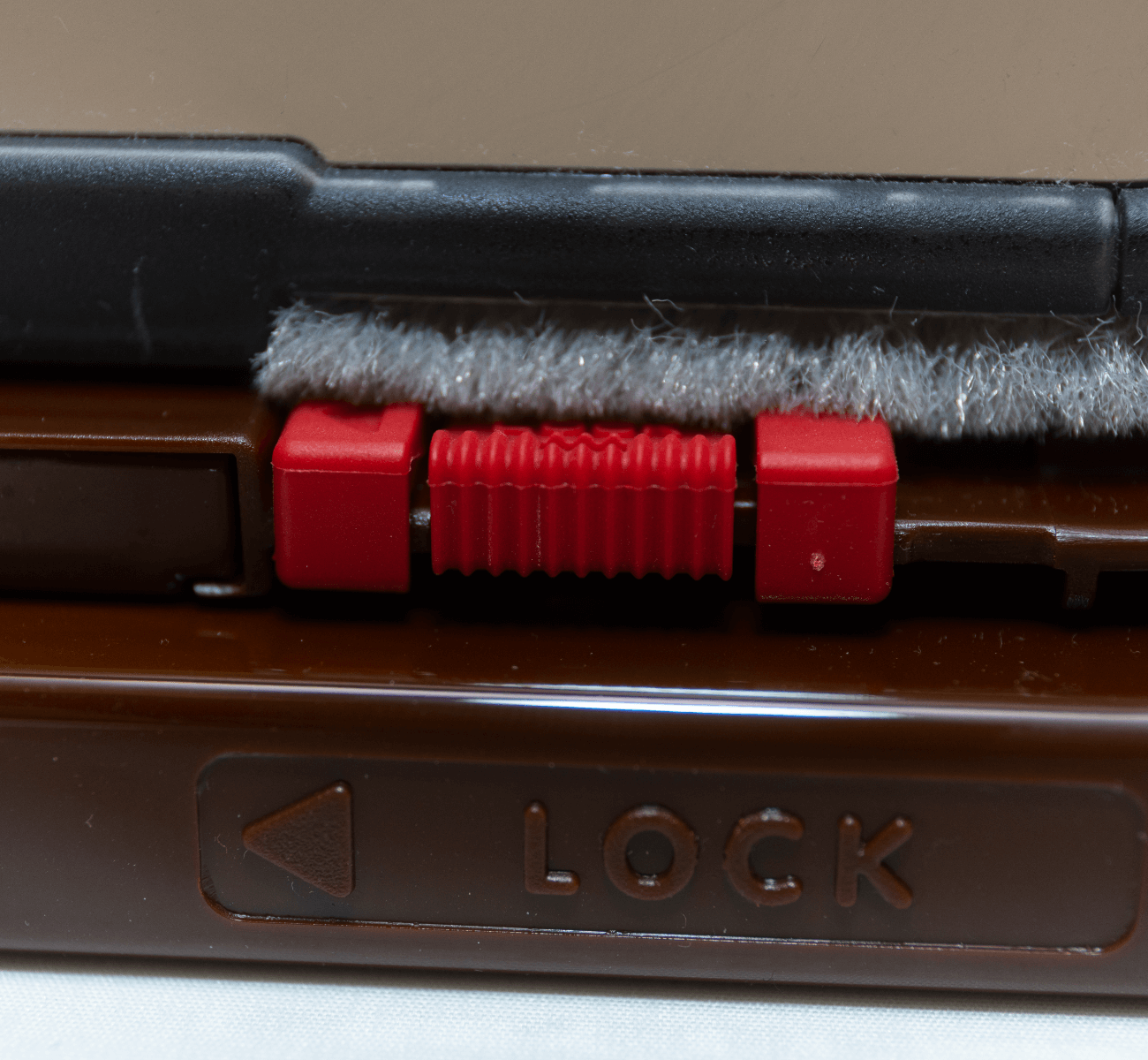 Lockable Cat Flap – Brown (304B)